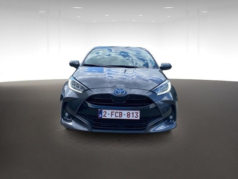 Toyota Yaris Hybride 1.5 iconic, Automaat, Stof, Zwart, Overige kleuren