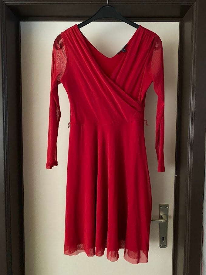 Supermooie rode jurk van Esprit maat Medium, Vêtements | Femmes, Robes, Enlèvement ou Envoi, Comme neuf, Rouge