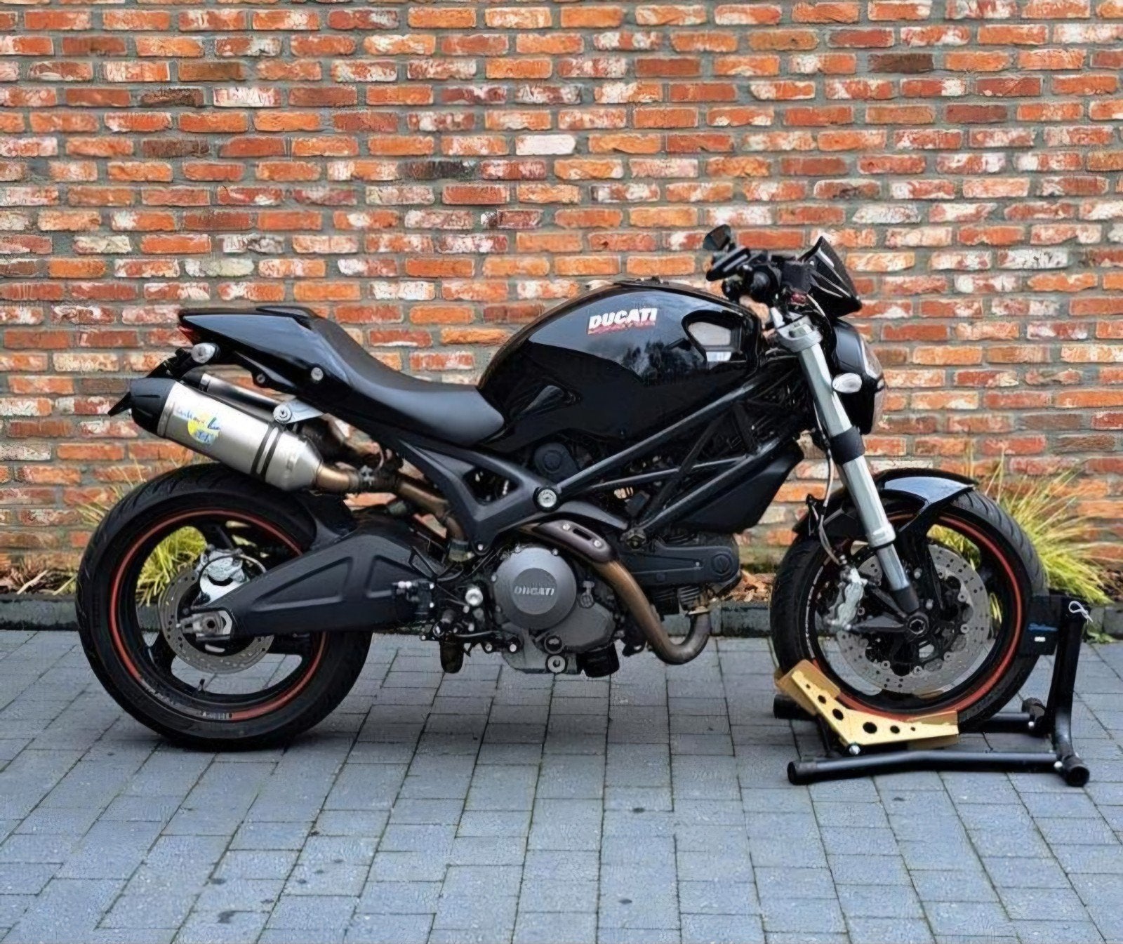 ducatie monster 696. 21000km., Particulier