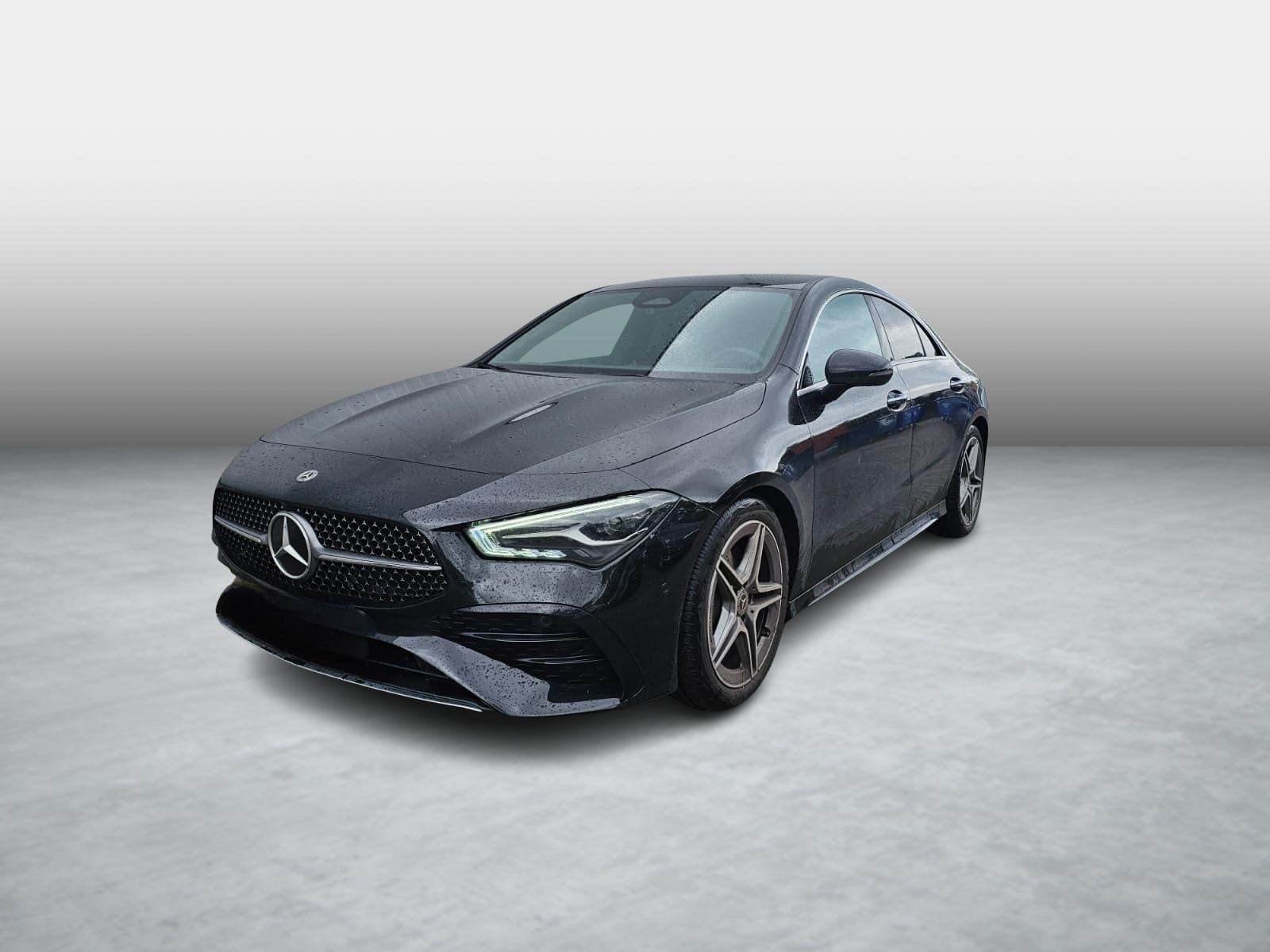 Mercedes-Benz CLA-klasse CLA 200 AMG Line, Auto's, Mercedes-Benz, Stof, Gebruikt, 4 cilinders, 715 kg