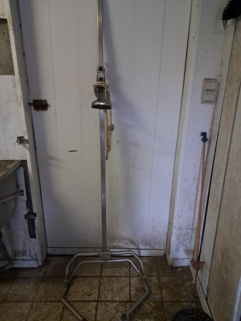 Kalfmachine, Dieren en Toebehoren