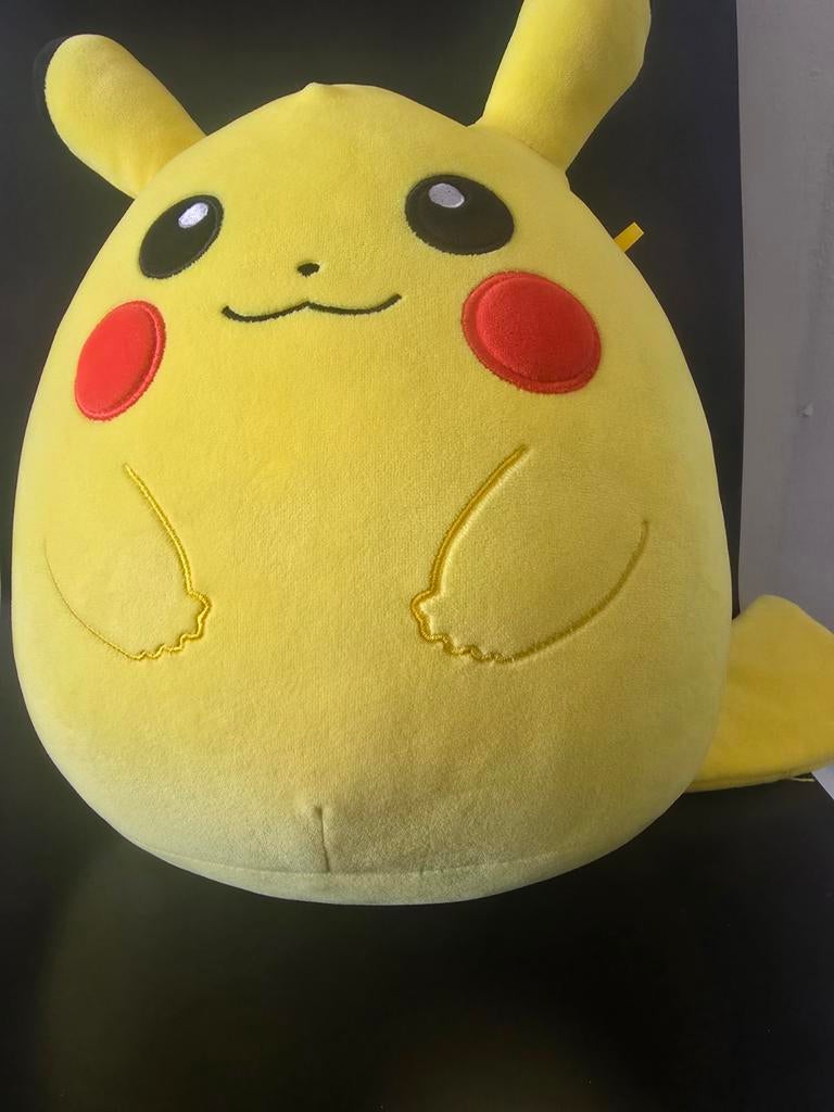 Pokemon Squishmallow pikachu 35cm, Ophalen, Squishmallow