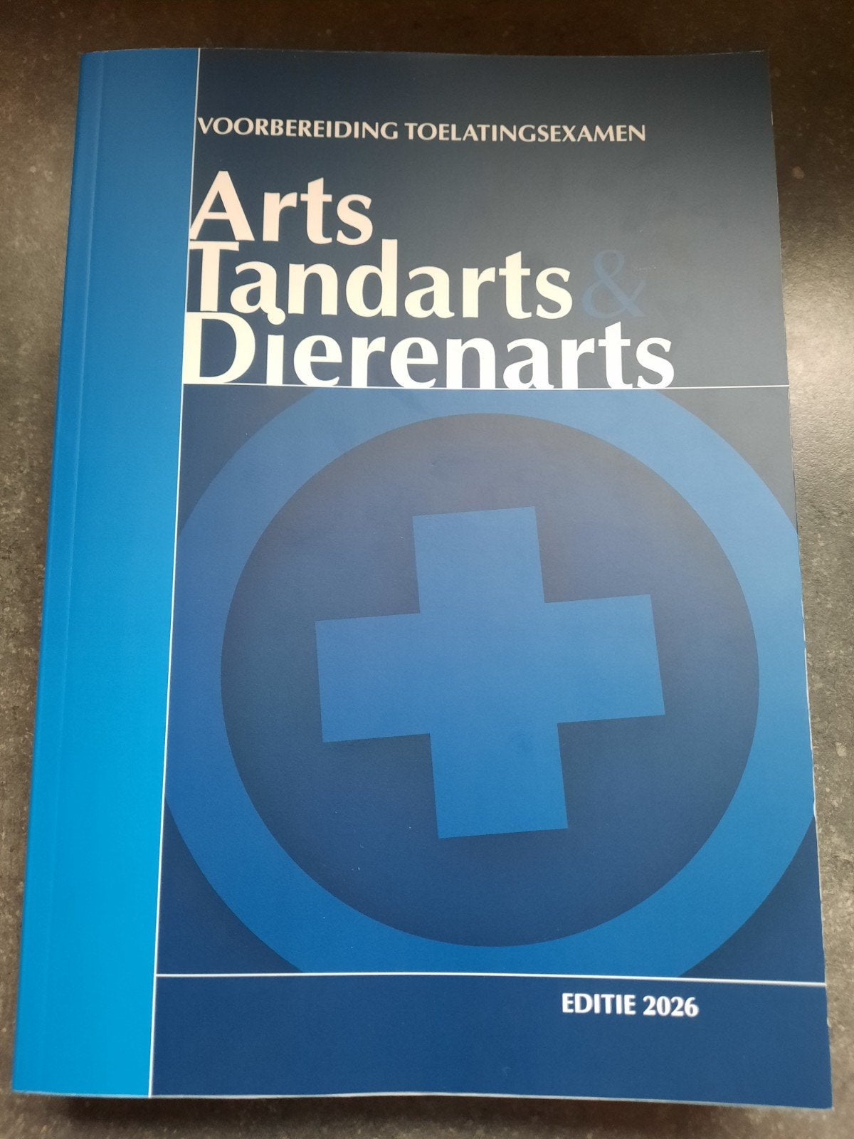 Boek,toelatingsexamen geneeskunde,dierengeneeskunde,tandarts, Ophalen of Verzenden, Nieuw, Overige typen