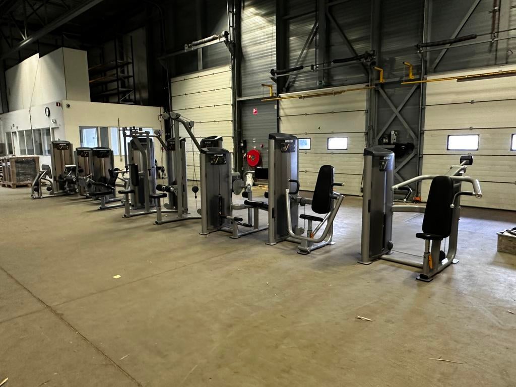 9 Precor Apparaten, Leg Extension ,Legpress, Leg Curl,, Sport en Fitness, Fitnessmaterialen, Gebruikt, Ophalen