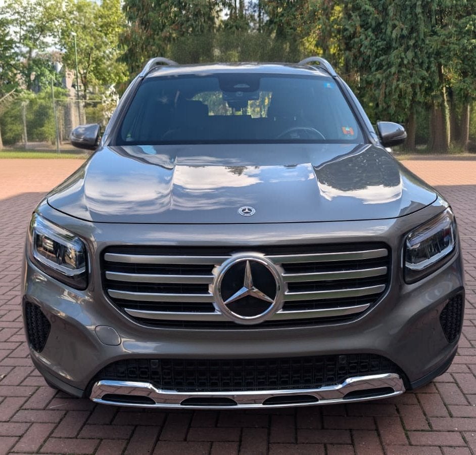 Mercedes-Benz GLB 180 Business line, Autos, Cuir, Argent ou Gris, Achat, Carnet d'entretien