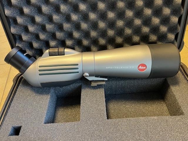 Telescoop Leica apo-televid 77, Audio, Tv en Foto, Optische apparatuur | Telescopen, Ophalen, Lenzentelescoop (refractor), Met statief