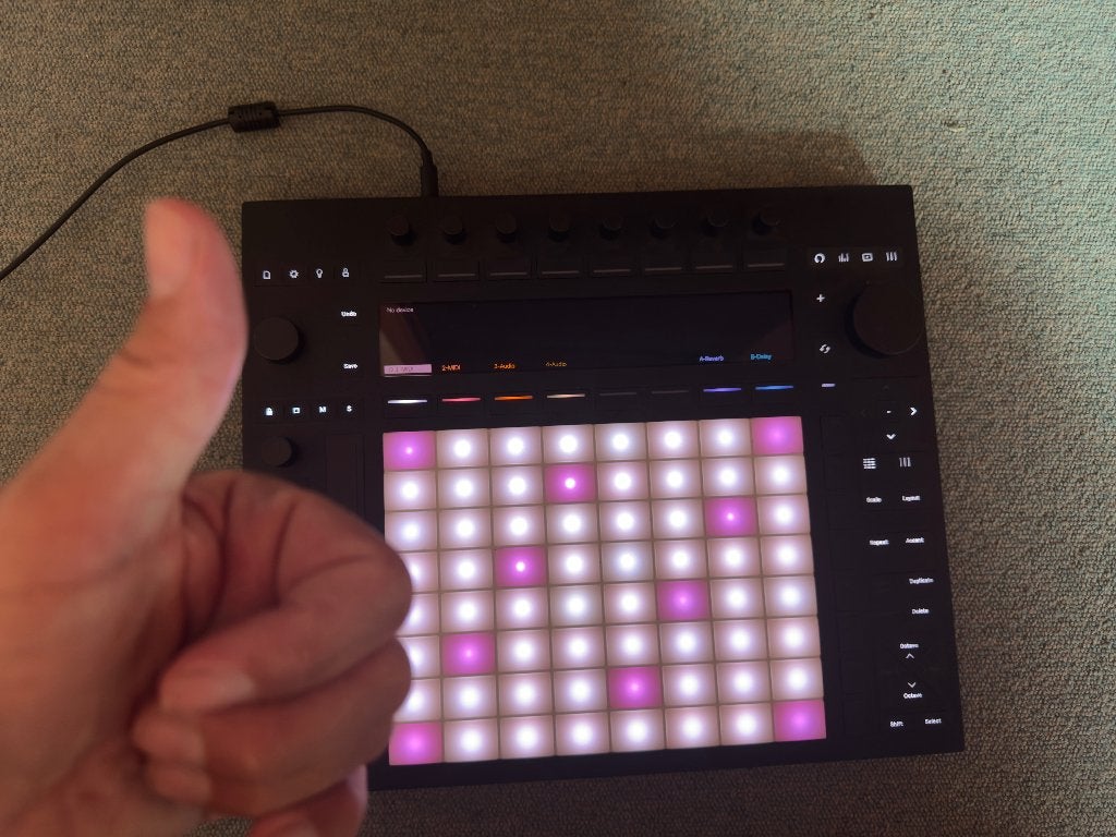 Ableton Push 3 autonome, Musique & Instruments, Équipement Midi, Enlèvement, Comme neuf