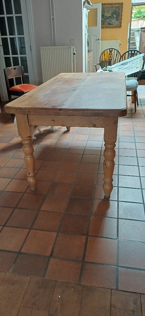 Table de salle à manger, Maison & Meubles, Cinq personnes ou plus, Simple, 50 à 100 cm, Comme neuf