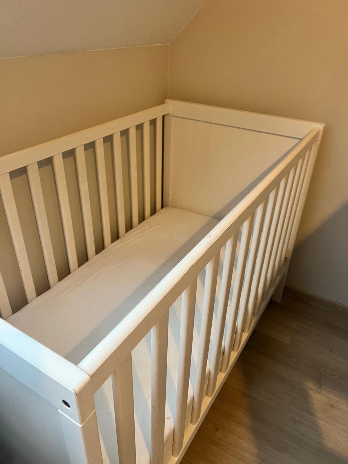 lit pour enfant ikea sundvik 60x120, Enlèvement, Comme neuf, Garçon ou Fille