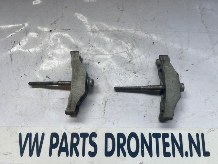 Kit de montage d'un Volkswagen Transporter, Volkswagen, -, 3 mois de garantie, Utilisé