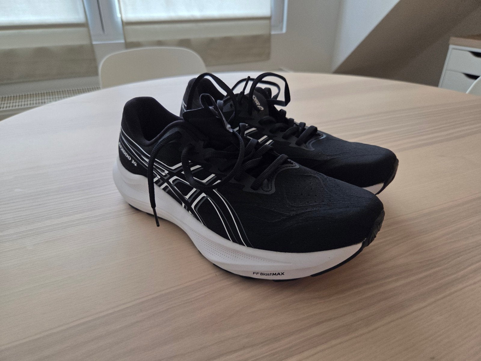 Asics gt-2000, Sports & Fitness, Enlèvement, Asics