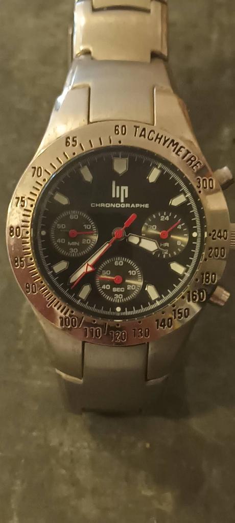 Montre crono lip en très bonne état, Enlèvement ou Envoi, Montre-bracelet