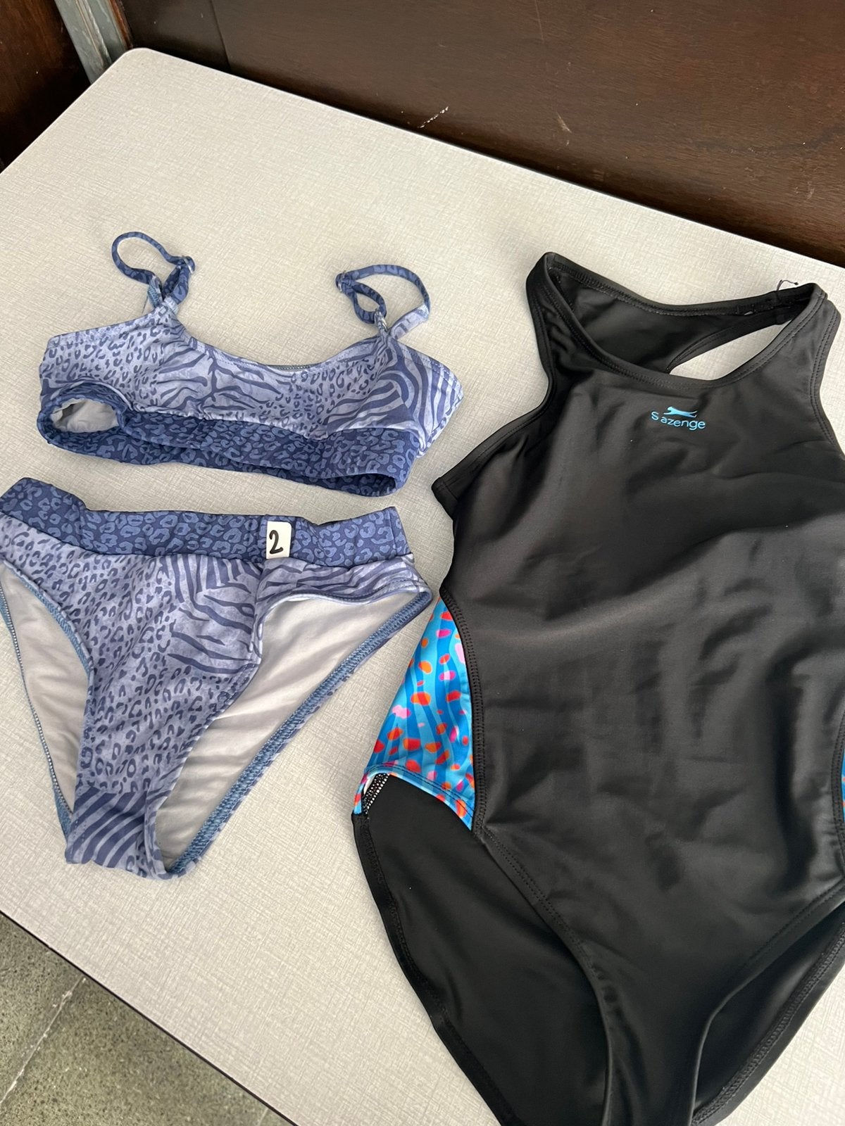 Bikini en badpak  10 jaar, Ophalen of Verzenden, Zo goed als nieuw
