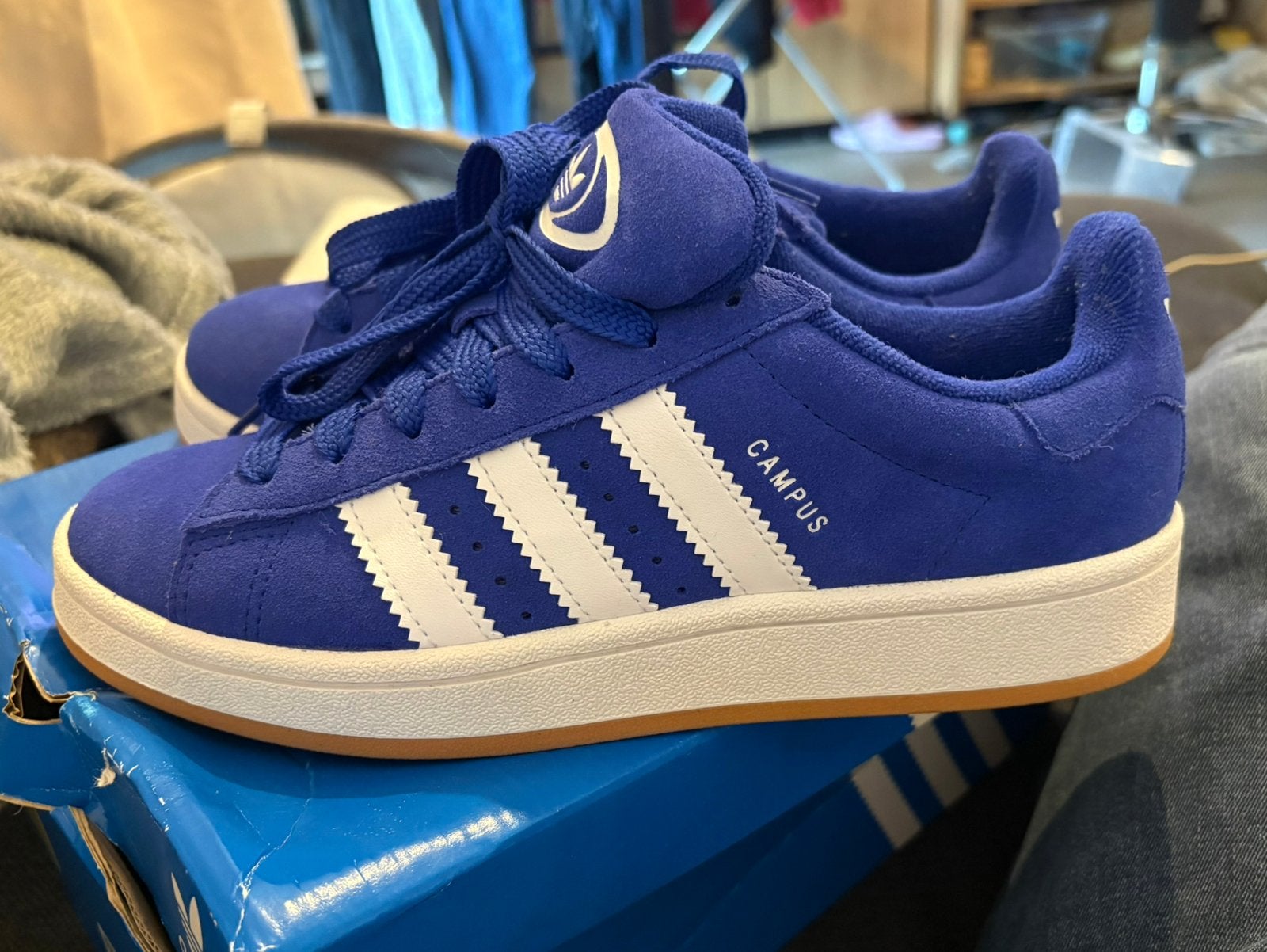 Adidas campus  (bieden mag ), Enlèvement, Comme neuf