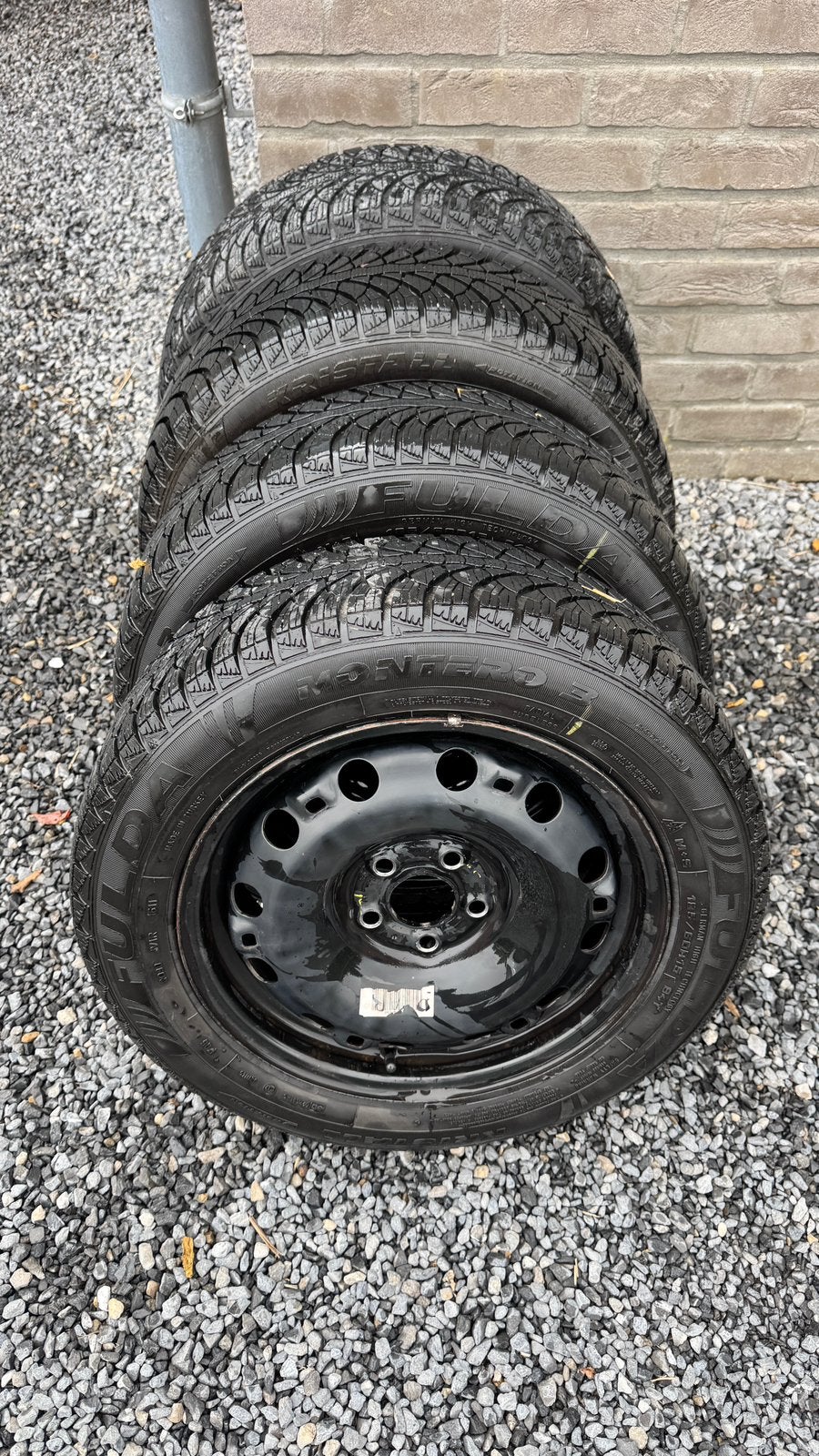 Hiver Fulda Montero 185/60 15 Polo/ Seat/ Skoda/ etc, 15 pouces, Pneus et Jantes, Pneus hiver, Véhicule de tourisme