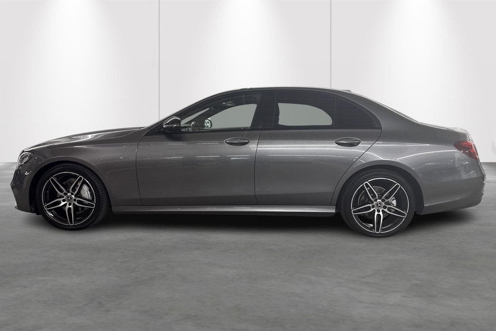 Mercedes-Benz E-Klasse Berline E 220 d 143kW *BURMEISTER-SFE, Autos, Argent ou Gris, 143 kW, Noir, Electronic Stability Program (ESP)
