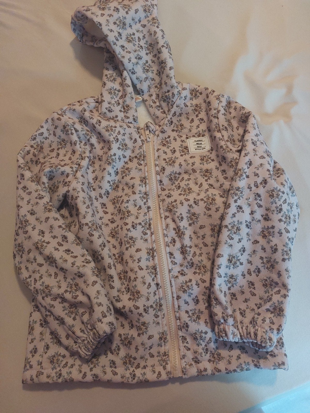 warme roze meisjesjas m134, Kinderen en Baby's, Kinderkleding | Maat 134, Ophalen of Verzenden, Jas