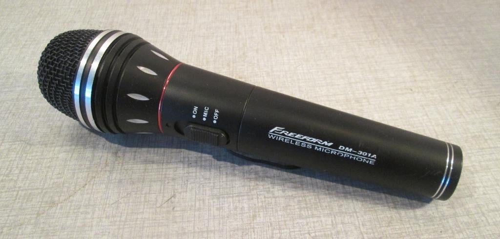 Microphone sans fil - Freeform DM-301A, Musique & Instruments, Microphones, Enlèvement ou Envoi, Comme neuf, Sans fil