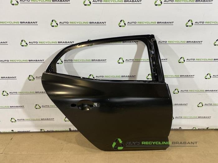 Portière 4portes arrière droite d'un Renault Megane, Autos : Pièces & Accessoires, -, 3 mois de garantie, Utilisé, Porte