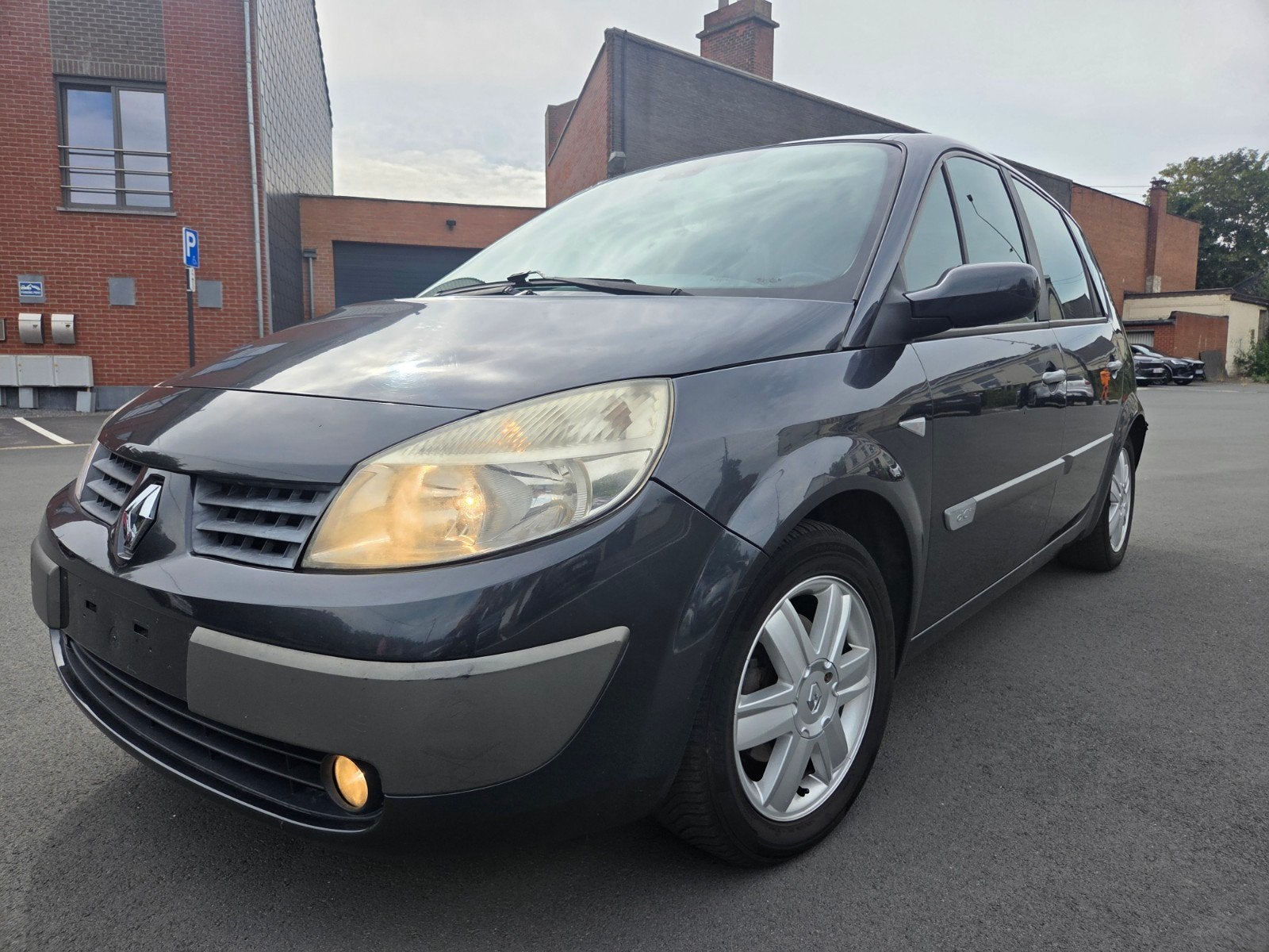 Renault Scenic 1.5DCi*Airco*Prête à immatriculée!!, Auto's, Renault, Particulier, ABS, Boordcomputer, Elektrische ramen, Radio