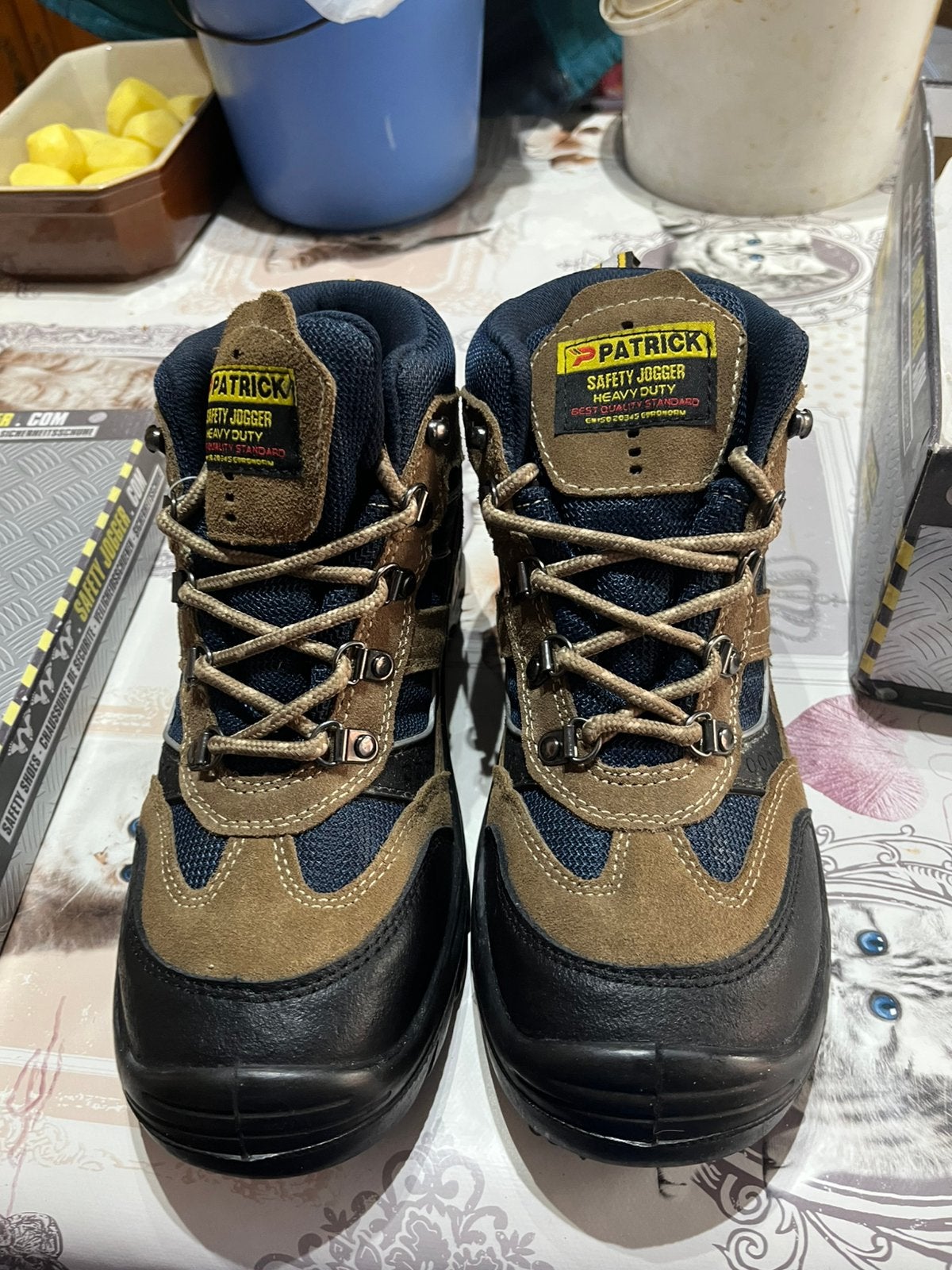 Chaussures de sécurité neuves, Ophalen, Nieuw