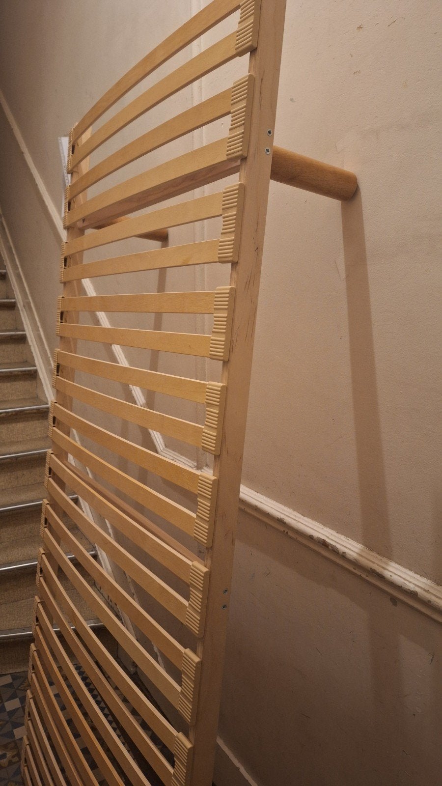 Bed 90x200cm boxspring op poten, Huis en Inrichting, Woonaccessoires | Wereldbollen, Ophalen