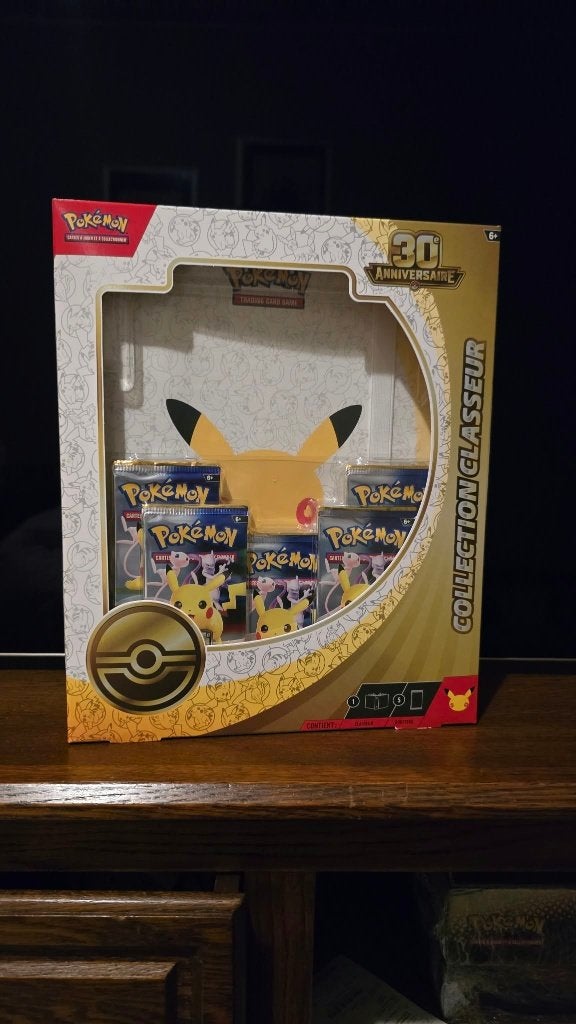 Pokémon 30 ans ( coffret classeur+duopack), Enlèvement ou Envoi, Neuf, Booster box, Foil