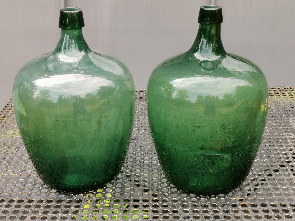2 groene glazen vintage dame jeannes - buikflessen, Ophalen of Verzenden
