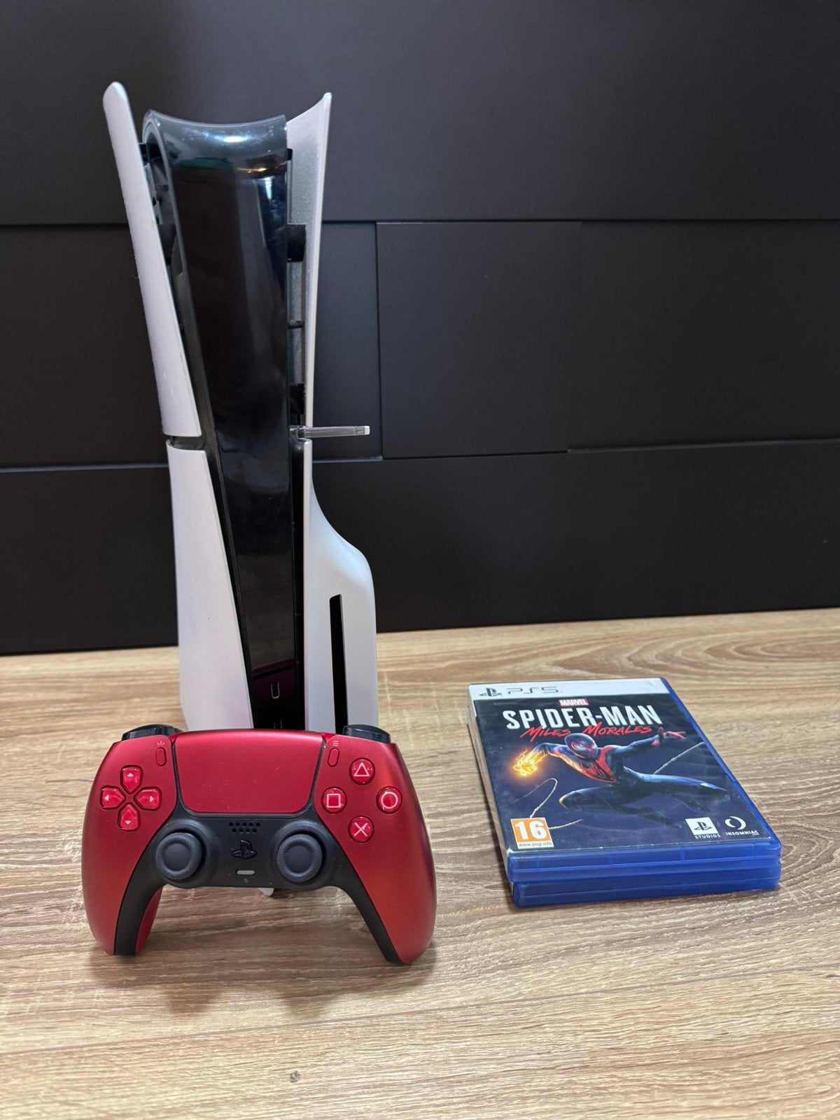 PS5 Slim Disc 1TB + 2 Games + Controller, Ophalen, Zo goed als nieuw