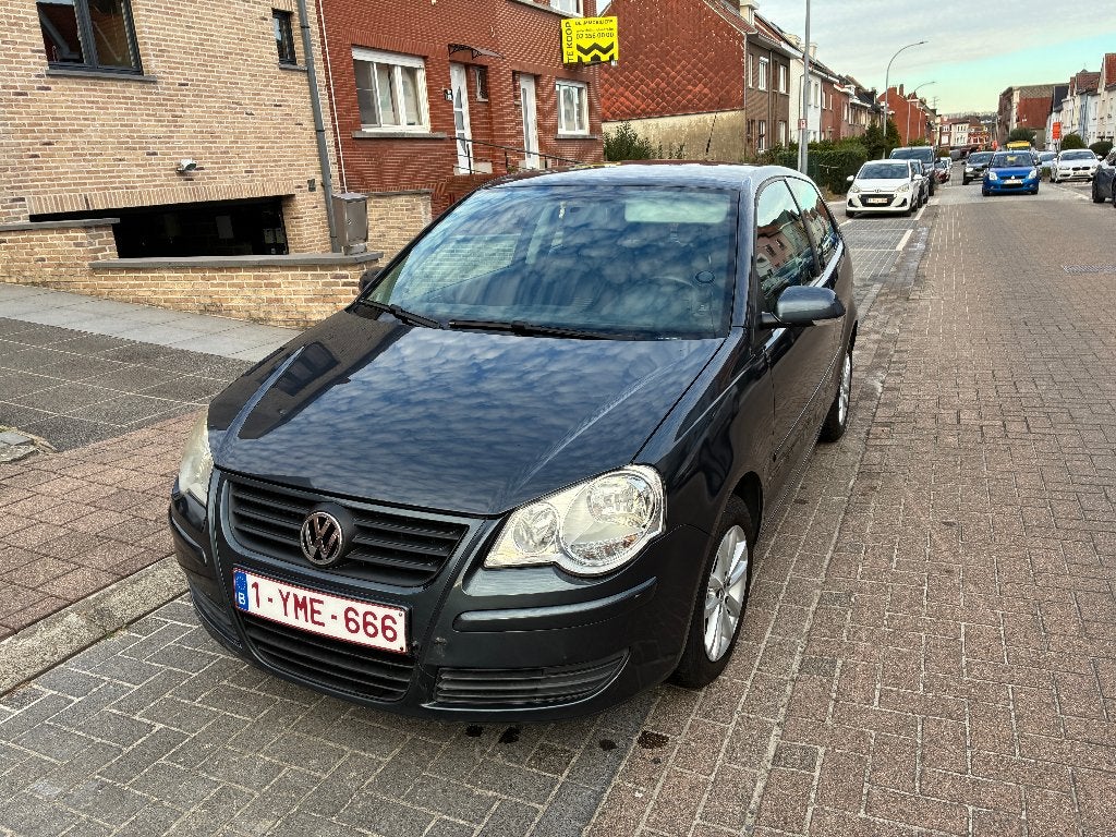 Volkswagen Polo antracietgrijs, Auto's, Voorwielaandrijving, Dealer onderhouden, Stof, 1198 cc