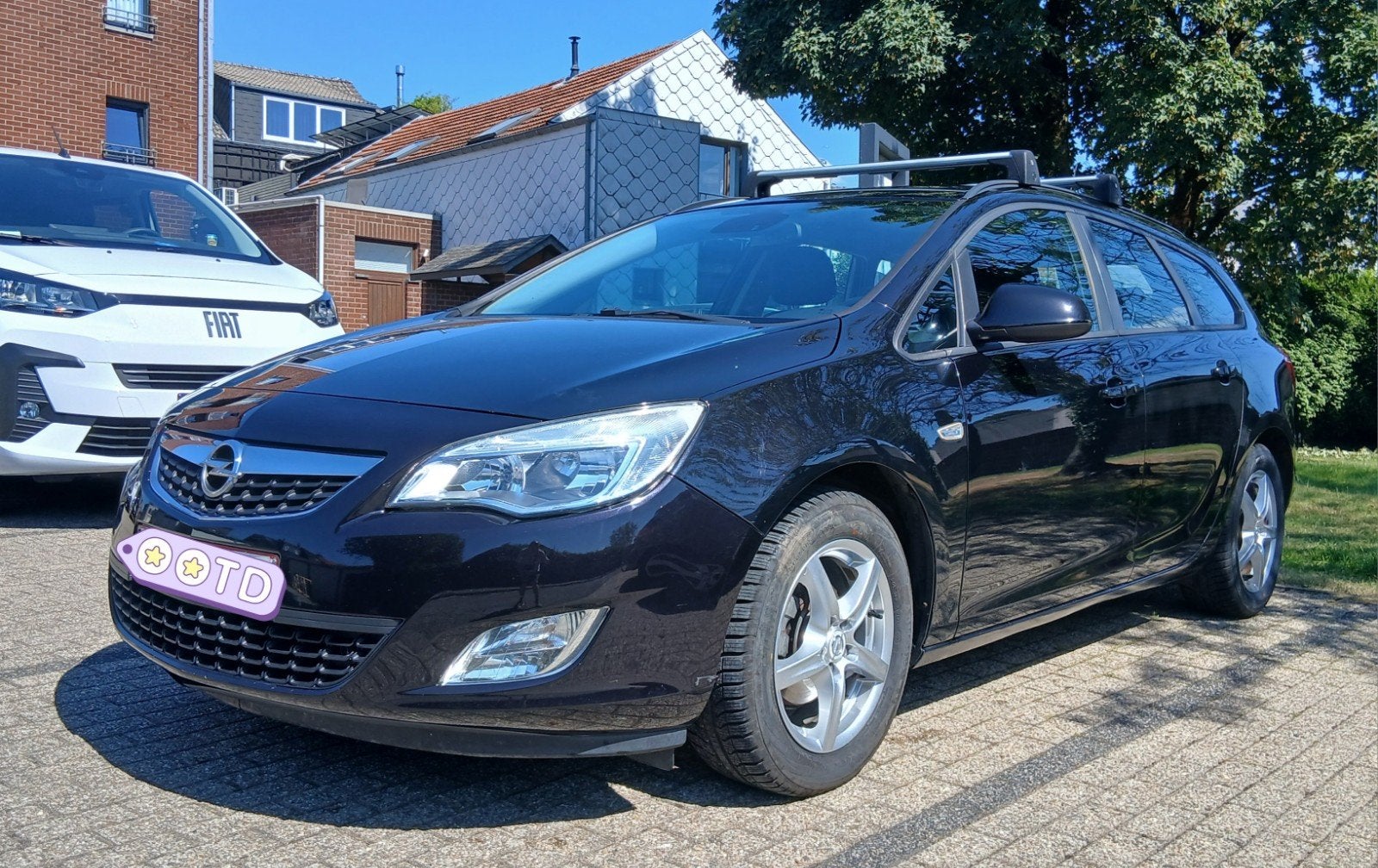 Opel Astra 1.3cdti Euro5, 2012, suivi entretien pret à immat, Auto's, Euro 5, Stof, Bluetooth, 109 g/km