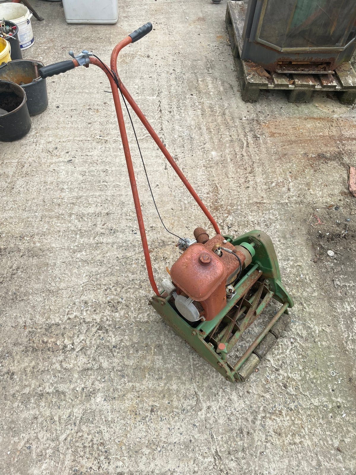 Vintage Sufflok kooimaaier, Kooimesmaaier, Ophalen, Gebruikt, Benzine-grasmaaier