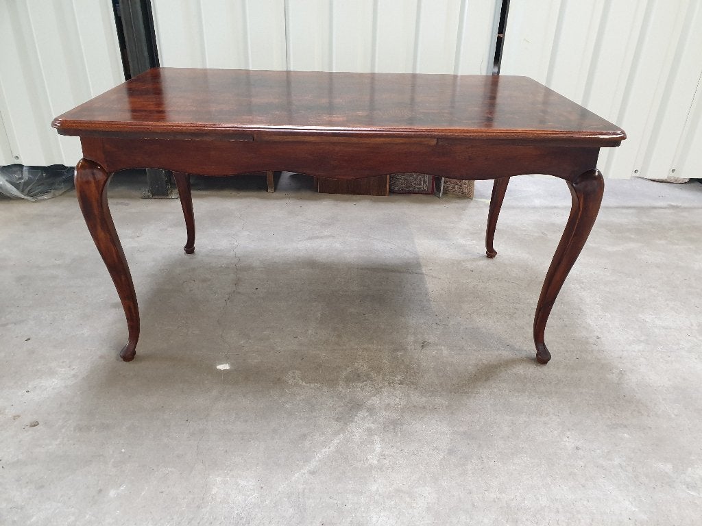 Louis XV stijl eettafel. Het kan geleverd worden., Maison & Meubles, Tables | Tables à manger, Enlèvement, Utilisé, Cinq personnes ou plus