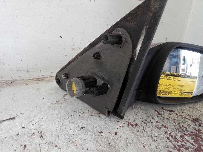 Buitenspiegel rechts van een Renault Laguna, Gebruikt, -, Renault, -