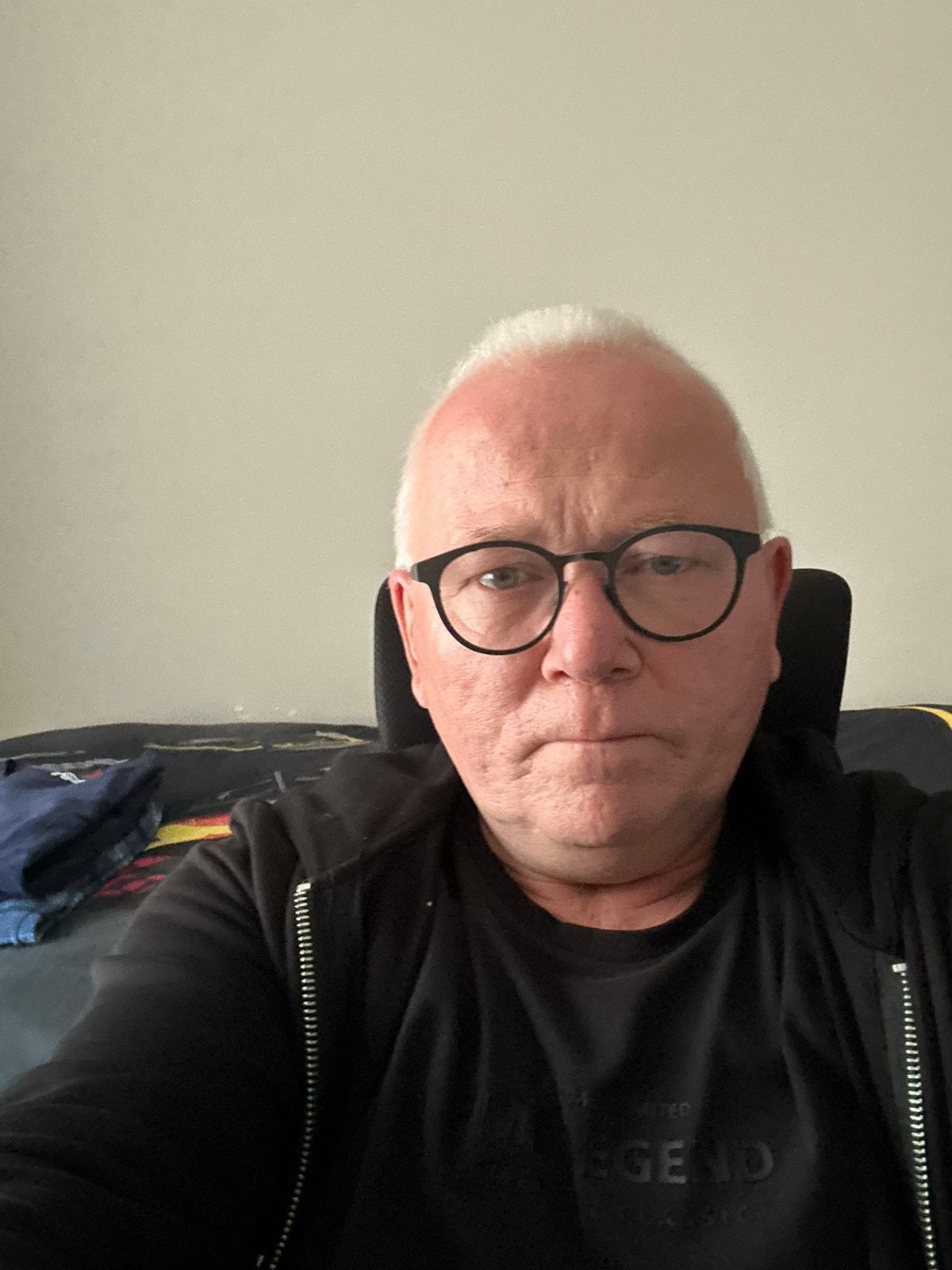 Welk lief schattig vrouw’e zoekt er een vast contact ?