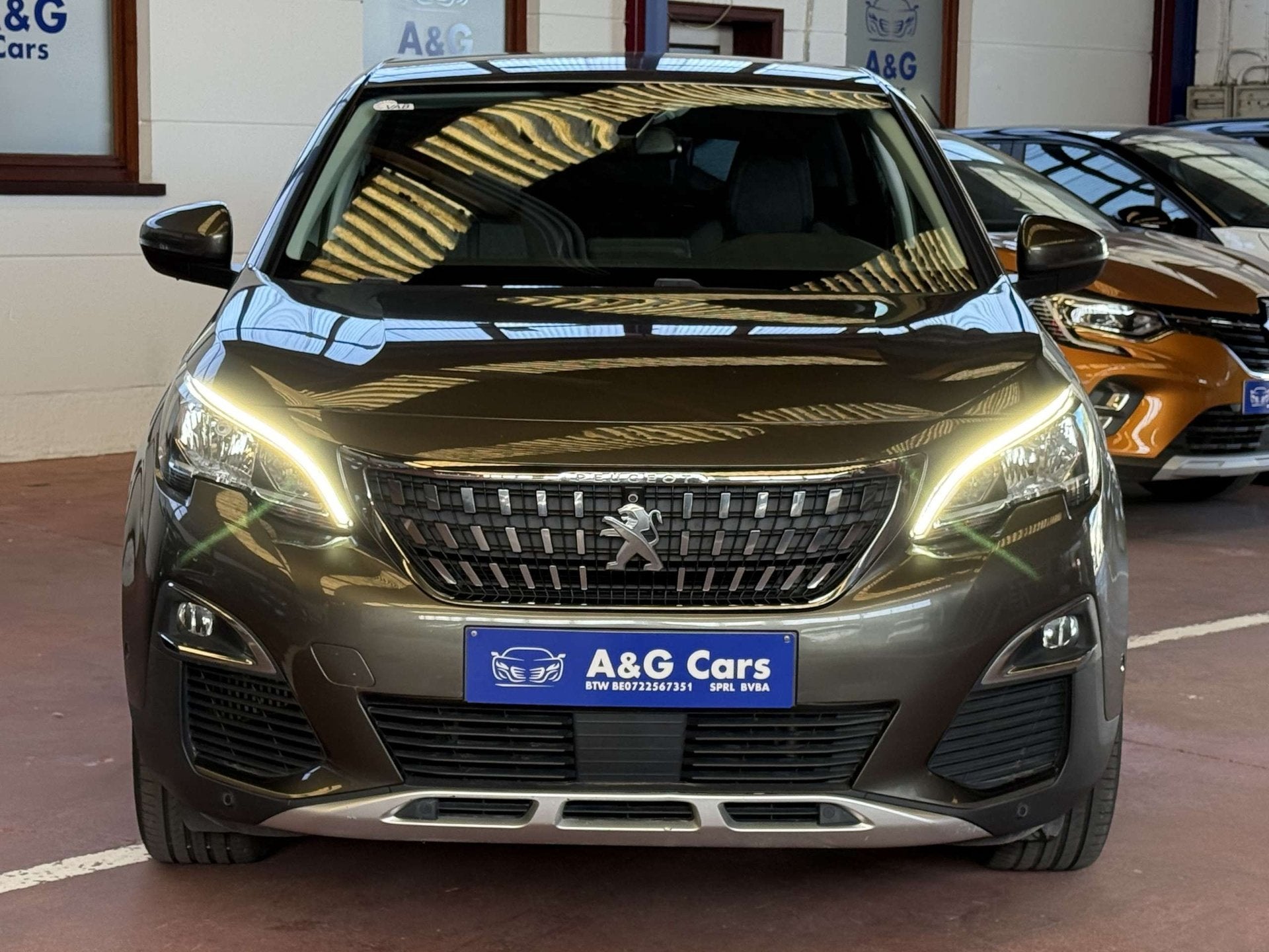 Peugeot 3008 3008 1.6 BlueHDi Allure, Auto's, Automaat, Dealer onderhouden, Gebruikt, Euro 6