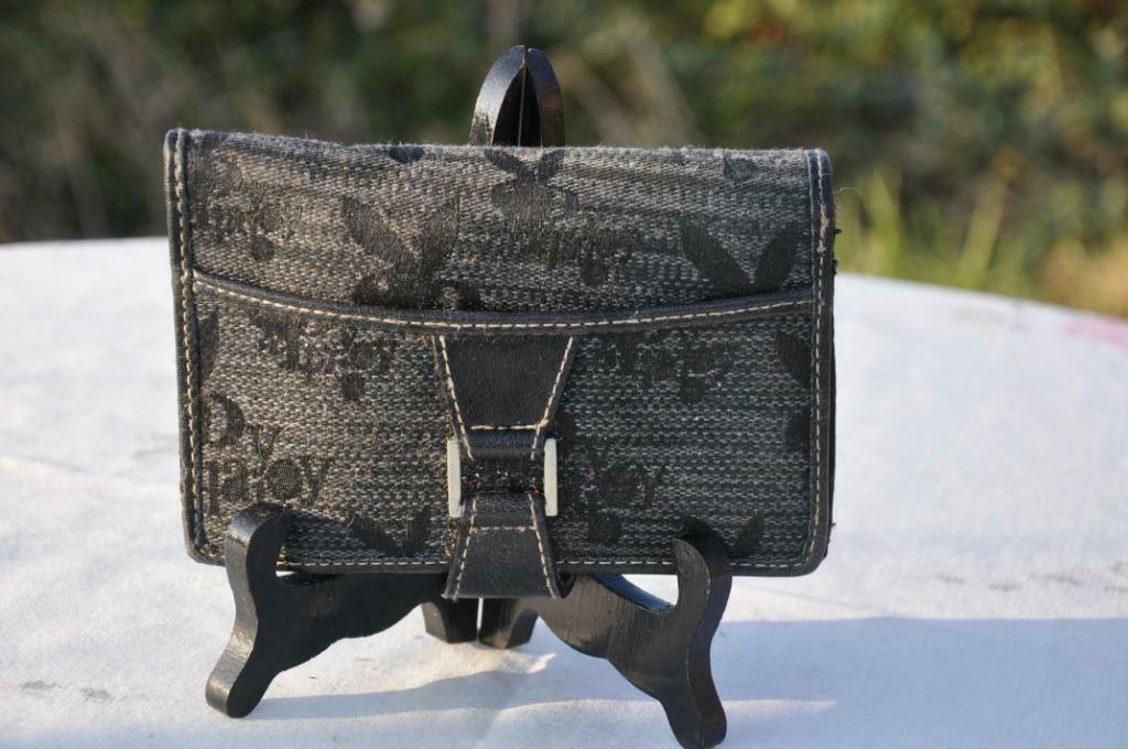porte feuille monnaie dame  play boy, Autres marques, Enlèvement ou Envoi, Utilisé, Avec fermeture à pression