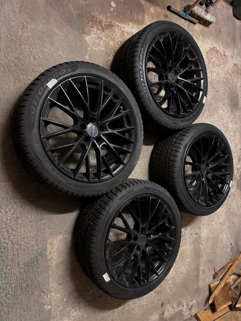 Set jantes MAK et pneus hiver Jaguar F-Type 19", Autos : Pièces & Accessoires, Pneus et Jantes, Pneus hiver, Véhicule de tourisme