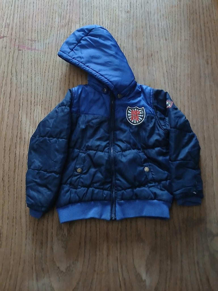 Blauwe Noppies jas met afneembare kap – maat 104, Kinderen en Baby's, Kinderkleding | Maat 104, Gebruikt, Ophalen of Verzenden