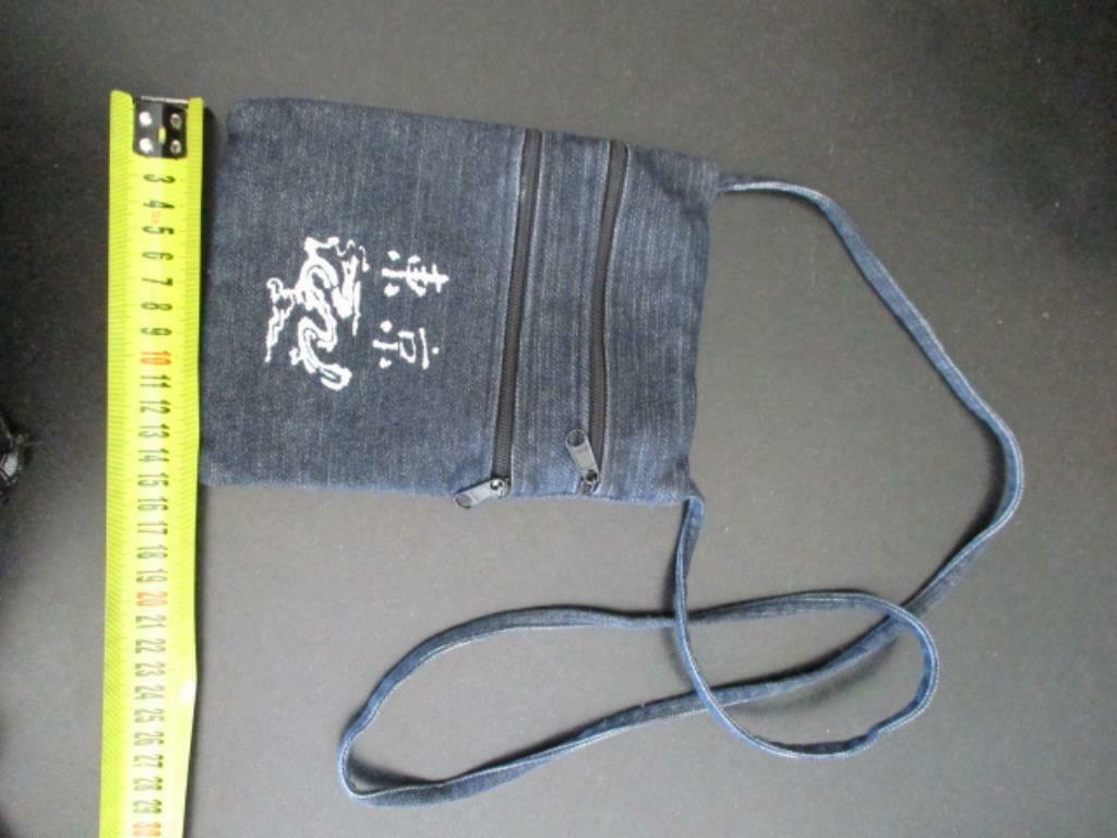 tas ,schoudertasje met chinese opschrift, Ophalen of Verzenden, Zo goed als nieuw, Blauw