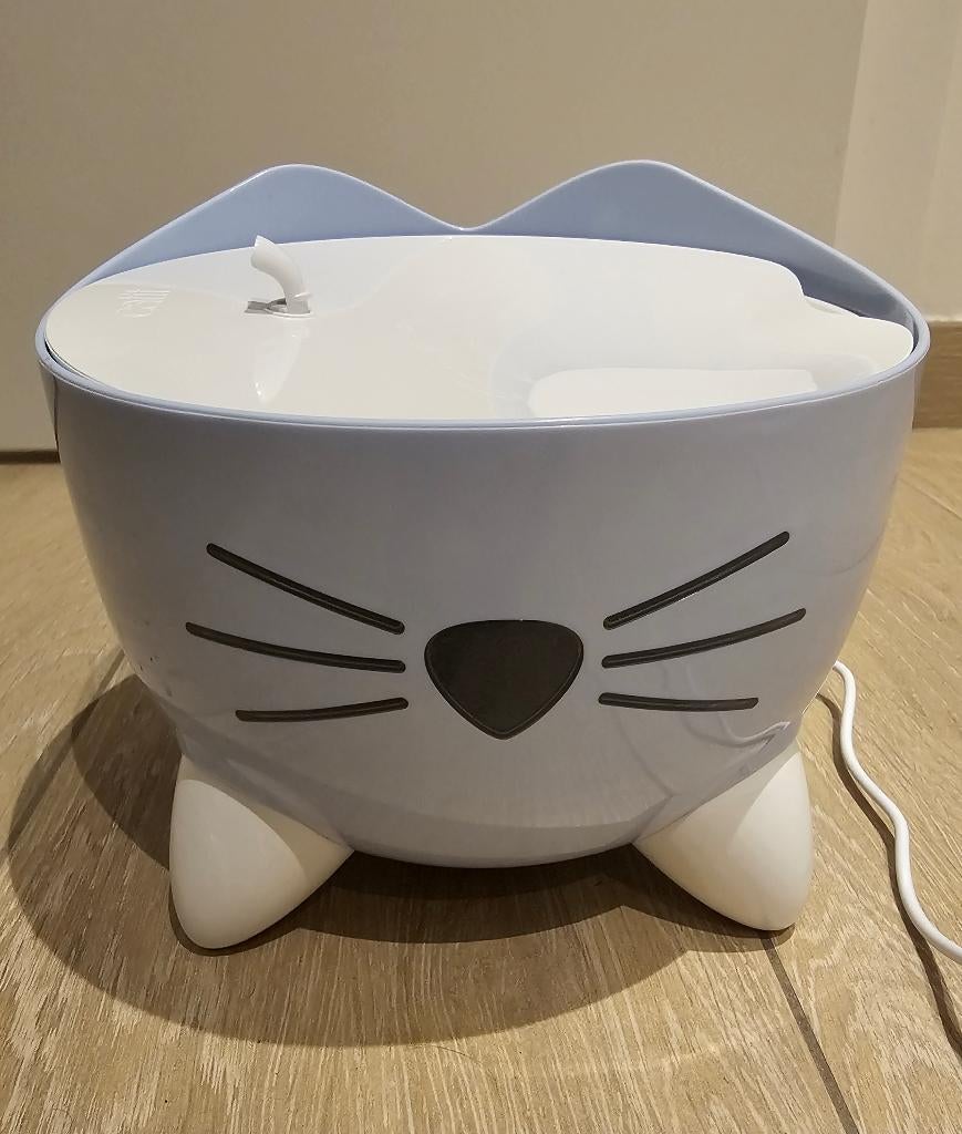 Catit Pixi drinkfontein kat + filters – zo goed als nieuw, Ophalen of Verzenden, Zo goed als nieuw