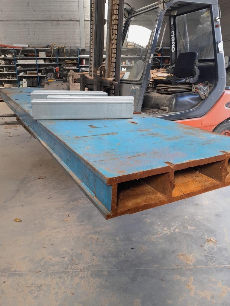 lastafel ongeveer 5 m x 0.9 m plaat 2 x 25 mm dik, Doe-het-zelf en Bouw, Metalen, Ophalen, Gebruikt, IJzer