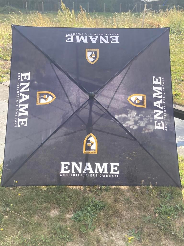 Parasol Ename brouwerij Roman, Ophalen, Zo goed als nieuw, X, X