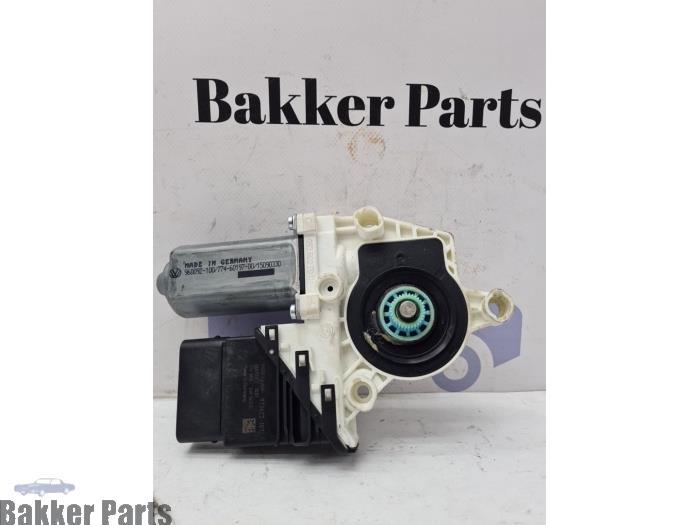 Moteur de vitre portière d'un Volkswagen Jetta, -, Volkswagen, -, 3 mois de garantie