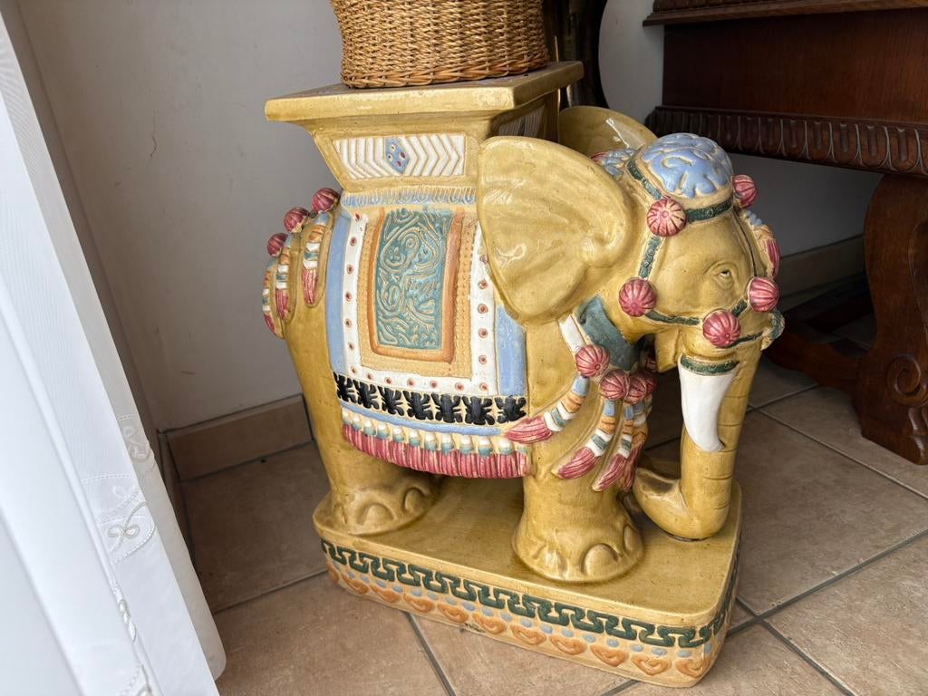 Olifant staander, Ophalen, Zo goed als nieuw