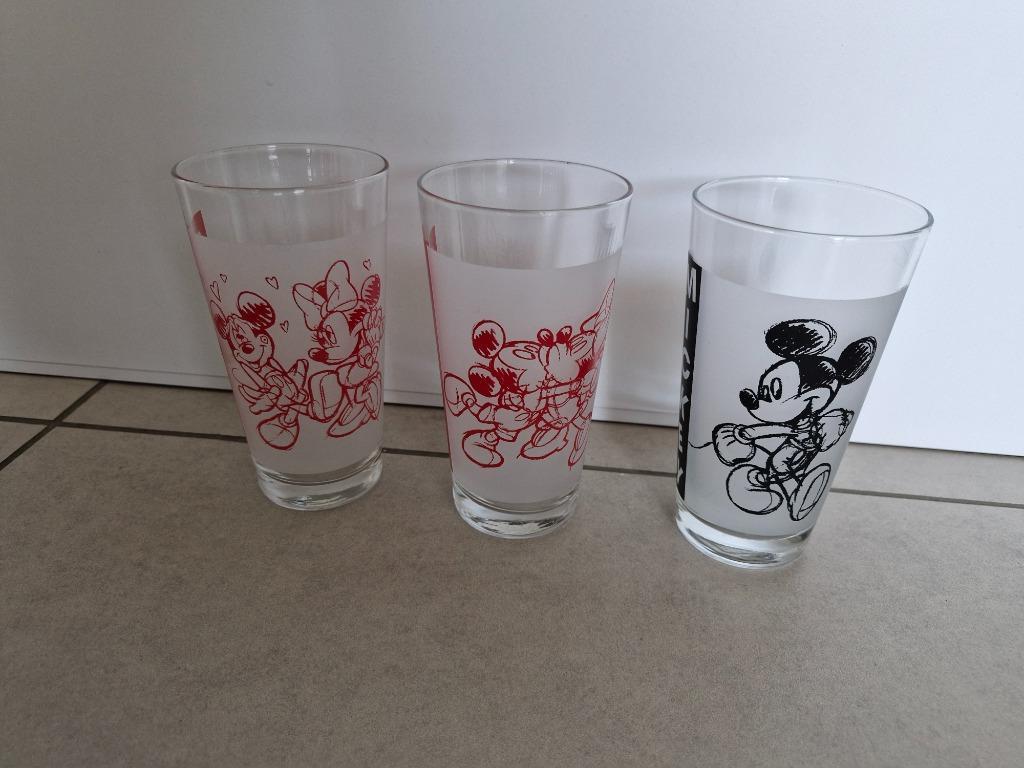 glazen Minnie en Mickey Mouse €3 per stuk, Verzamelen, Verzenden, Mickey Mouse, Zo goed als nieuw, Servies