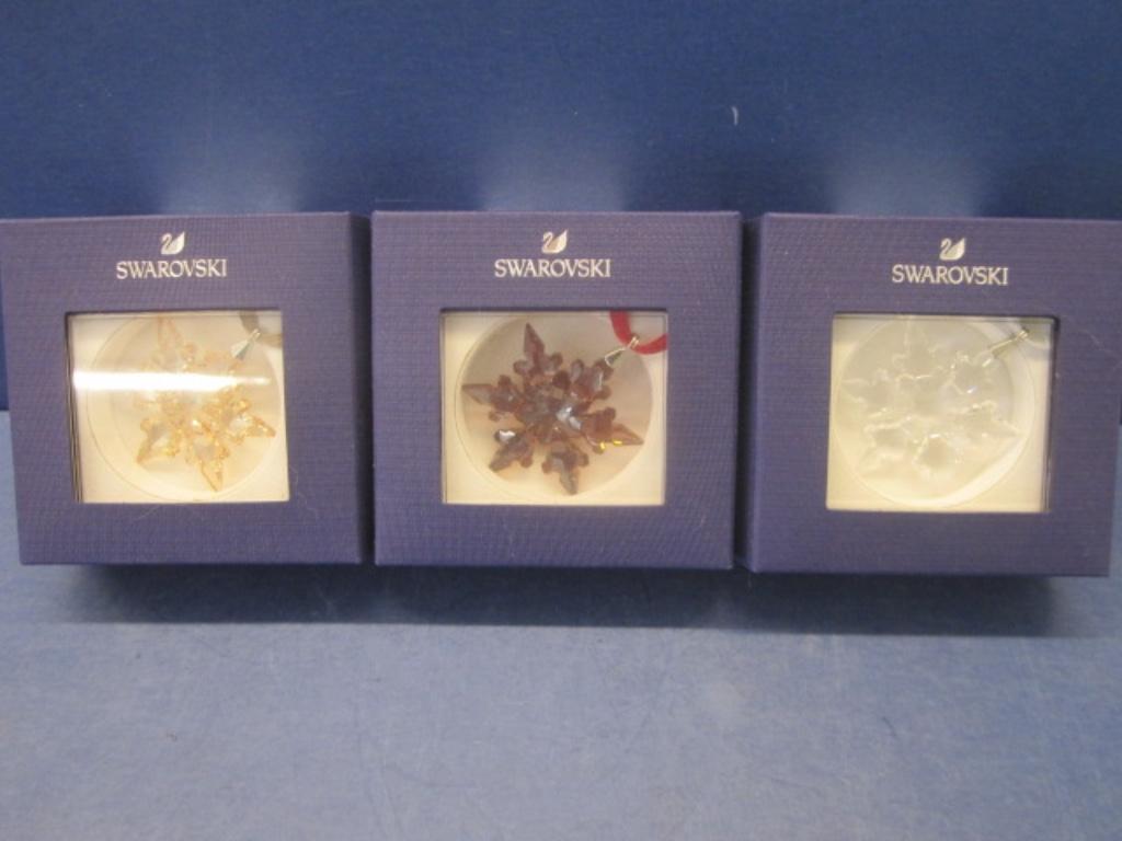 Swarovski Set 3 Kerststerren 2020 klein, Helder, goud, rood., Ophalen of Verzenden, Nieuw, Figuurtje