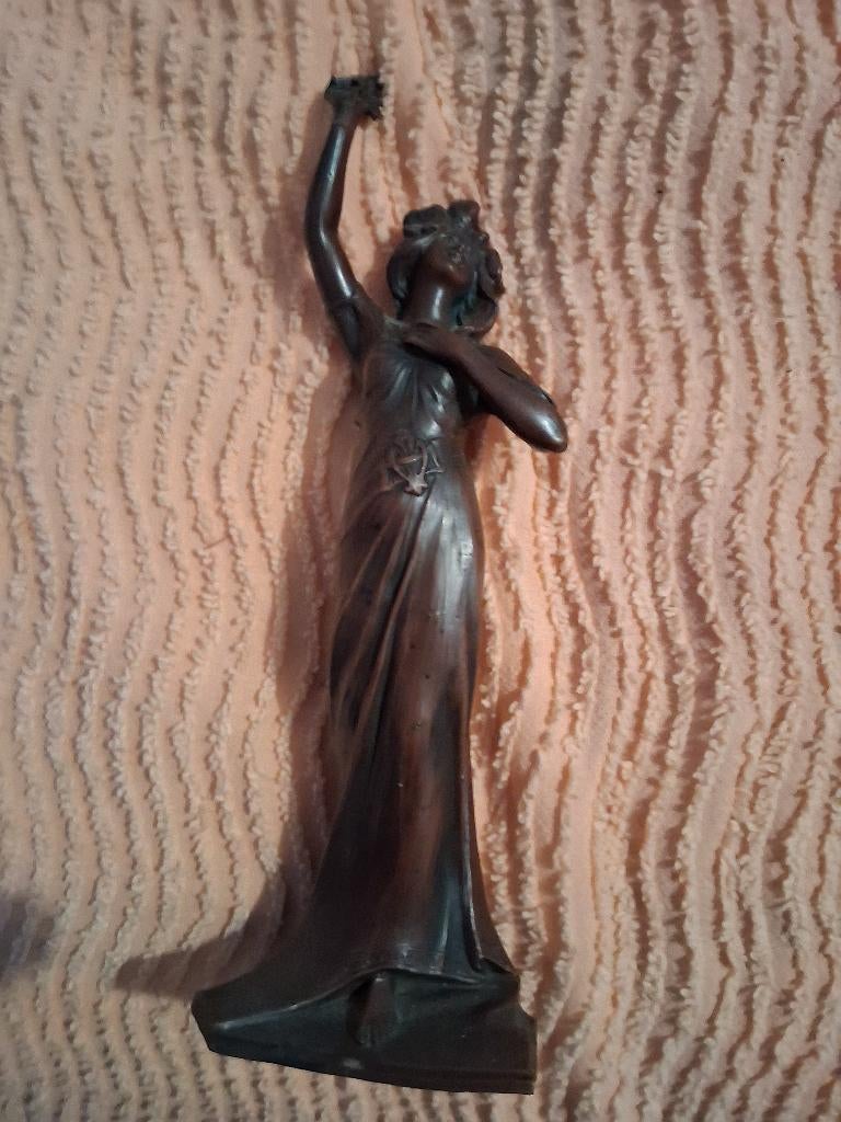 statue petite taille, Antiquités & Art, Enlèvement