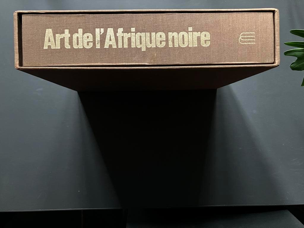 Art de l'Afrique noir au pays du fleuve Zaīre Joseph Cornet, Ophalen