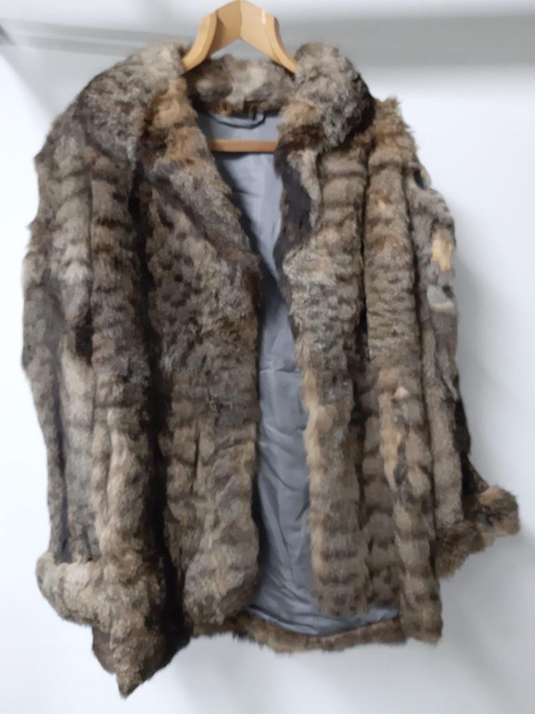 Jas, Louisa furs, Enlèvement, Porté, Taille 42/44 (L)